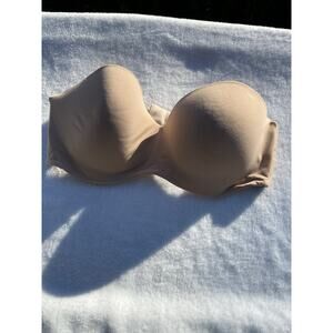 Victoria’s Secret Nude Lined Strapless 36D NWOT